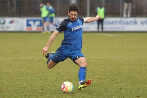 Teilnehmer Kickers Emden Tabelle
