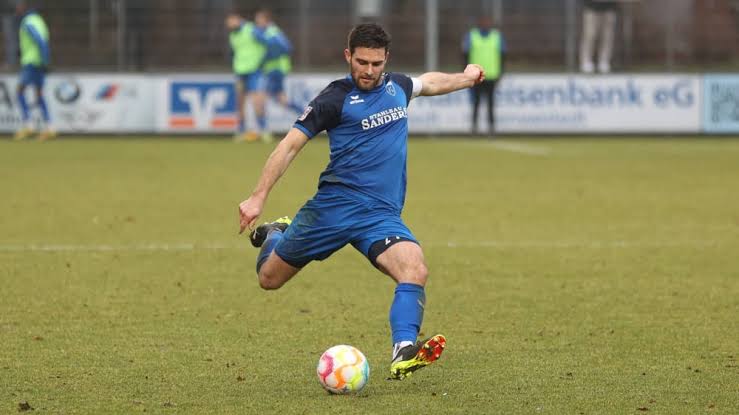 Teilnehmer Kickers Emden Tabelle